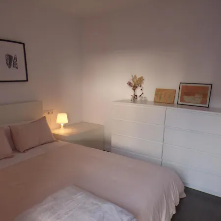 Apartment Pis Practic I Agradable Sobre La Marina