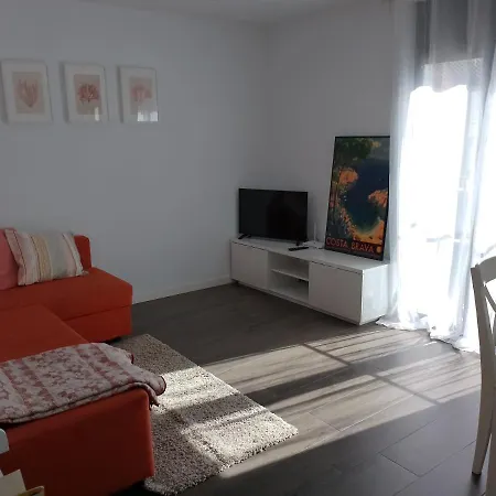 Apartment Pis Practic I Agradable Sobre La Marina Palamós