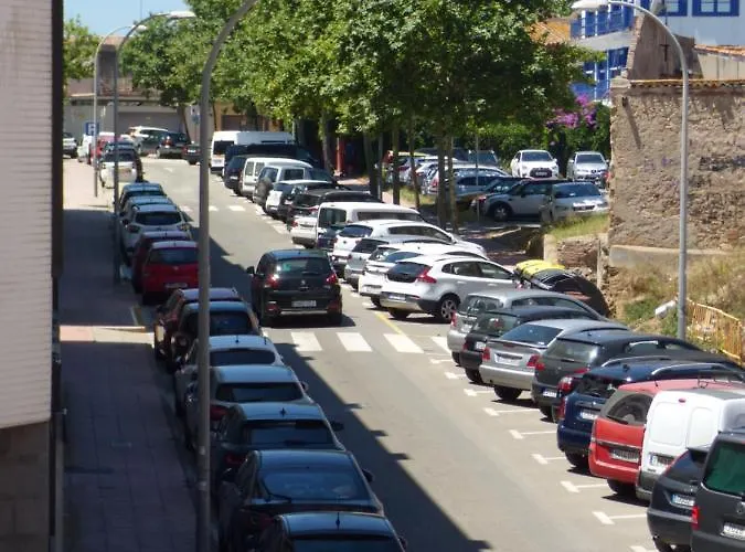 Pis Pràctic I Agradable Sobre La Marina Apartamento *