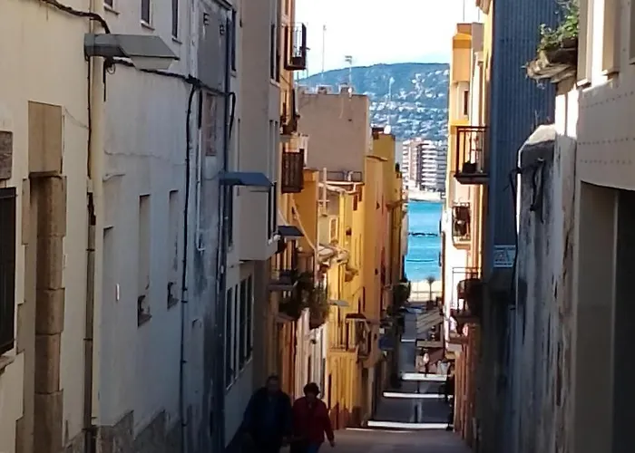 Pis Pràctic I Agradable Sobre La Marina Palamós